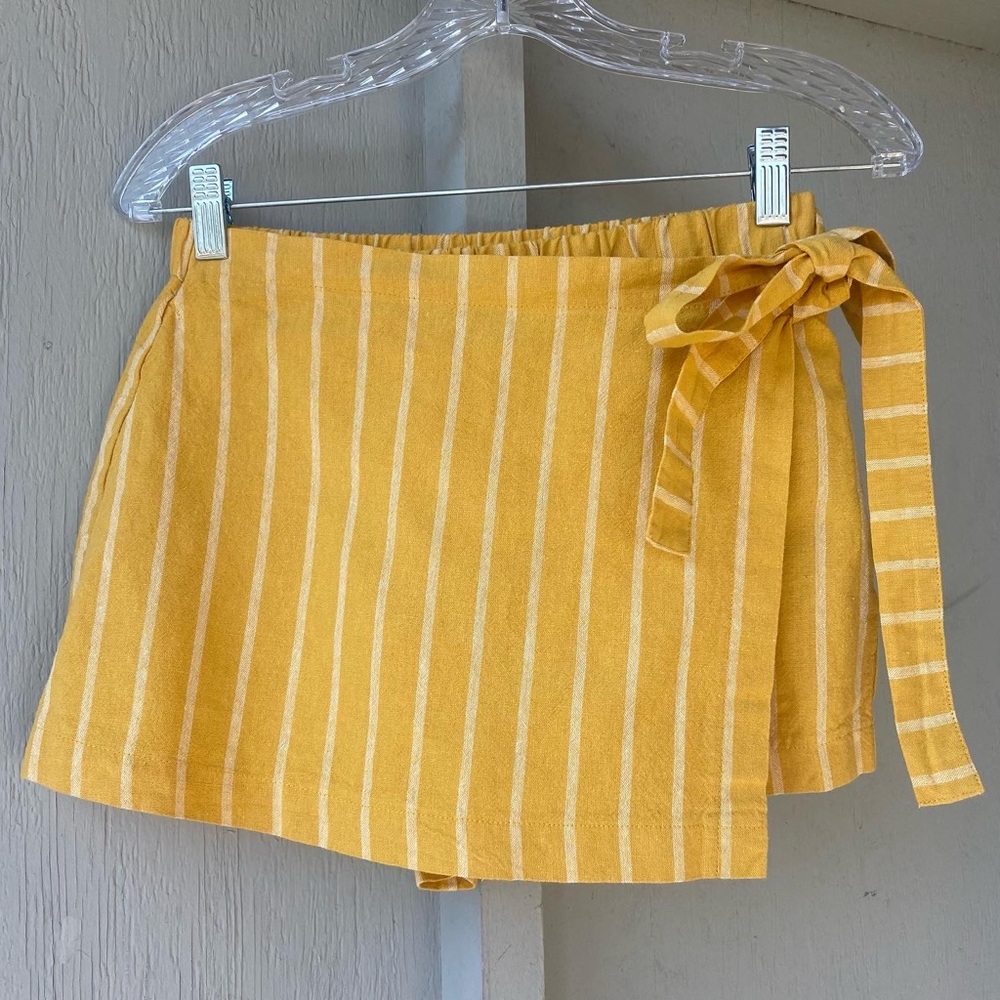 Forever 21 striped skort